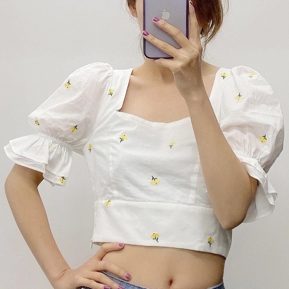 Women Lavender Square Collar Short Sleeve Crop Top - Picture 3 of 5